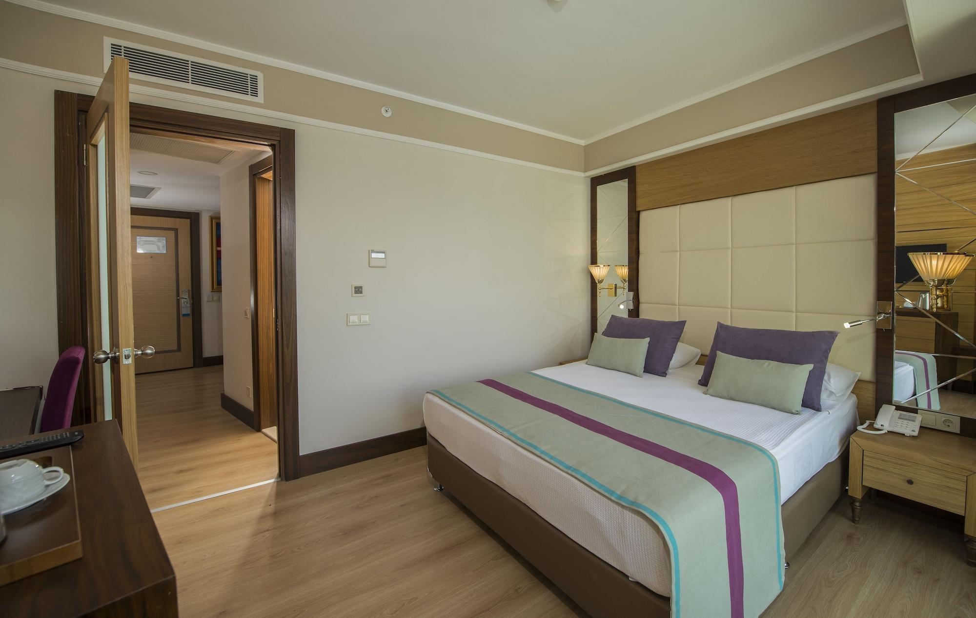 Dream World Aqua Hotel Side Bagian luar foto
