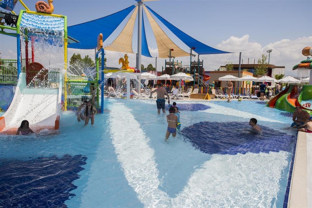 Dream World Aqua Hotel Side Bagian luar foto