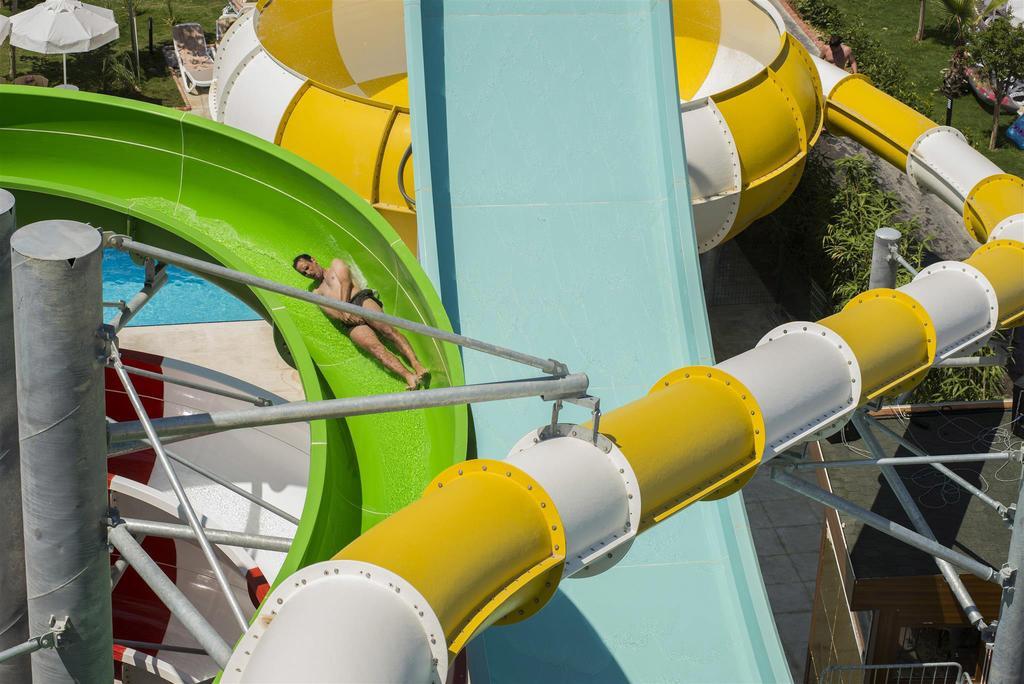 Dream World Aqua Hotel Side Bagian luar foto