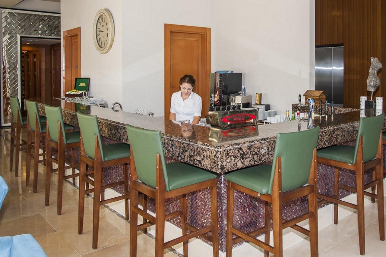 Dream World Aqua Hotel Side Bagian luar foto